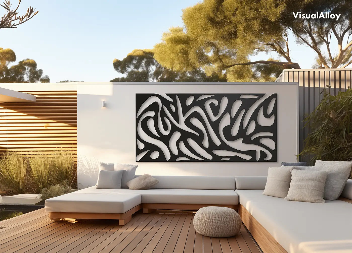 Schwarze Metall Wanddeko für draußen