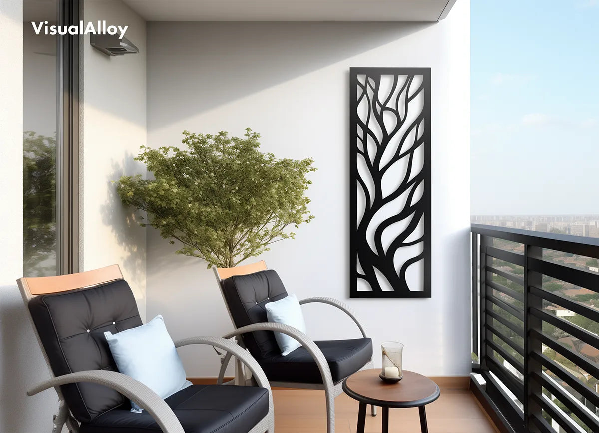 Vertikale schwarze Metall Wanddeko